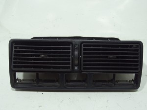 KRATKA ŚRODKOWA NAWIEWU VW GOLF IV 1J0819728C F-VAT