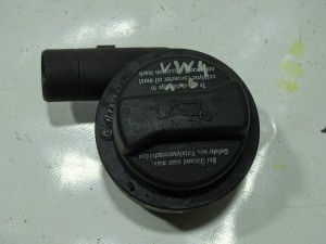 ODMA SEPARATOR VW GOLF IV BORA SEAT SKODA AUDI  06A103465B  F-VAT