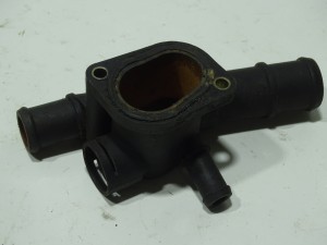 OBUDOWA TERMOSTATU KRÓCIEC WODY VW GOLF IV SKODA SEAT AUDI 1.9 038121133 F-VAT