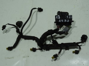 WIĄZKA WTRYSKIWACZY AUDI A4 B8 A5 8T 06H971627 1.8 TFSI F-VAT