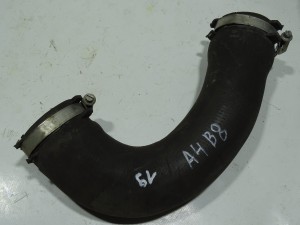 RURA DOLOT PRZEWÓD INTERCOOLERA POWIETRZA AUDI A4 B8 A5 8T 1.8 TFSI F-VAT