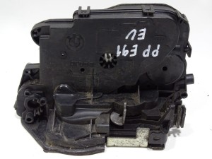 ZAMEK DRZWI PRAWY PRZÓD PRZEDNI 7059974 BMW E90 E91 E87 E60 F-VAT