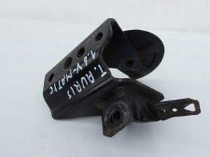 ŁAPA WSPORNIK SKRZYNI TOYOTA AURIS I E15 1.6 1.8 F-VAT