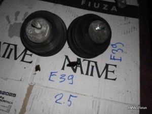 PODUSZKA SILNIKA BMW E39