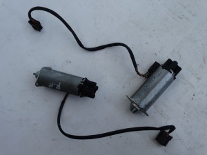SILNICZEK REGULACJI FOTELA MERCEDES W220 A2208204342 F-VAT
