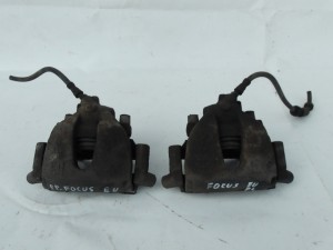 ZACISK HAMULCOWY PRZÓD LEWY PRAWY FORD FOCUS MK2 F-VAT