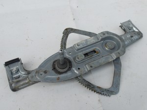 PODNOŚNIK SZYBY TYŁ PRAWY FORD FOCUS MK2 LIFT KOMBI F-VAT 