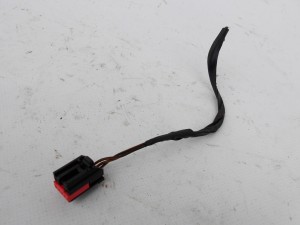 FORD FOCUS II MK2 WTYCZKA KOSTKA WŁĄCZNIKA ŚWIATEŁ AWARYJNYCH F-VAT