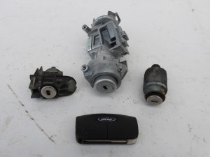 STACYJKA + WKŁADKA DRZWI I KLAPY FORD FOCUS MK2 LIFT F-VAT 