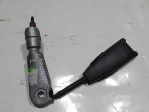 NAPINACZ PASA LEWY RENAULT LAGUNA II F-VAT