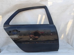 DRZWI PRAWY TYŁ RENAULT LAGUNA II NV676 F-VAT