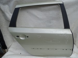 DRZWI PRAWY TYŁ RENAULT LAGUNA II KOMBI F-VAT