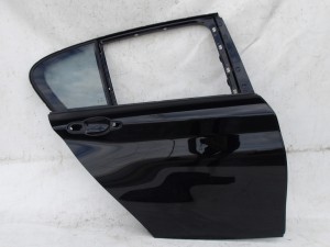 DRZWI PRAWE TYŁ TYLNE BMW F20 SCHWARZ 668 F-VAT