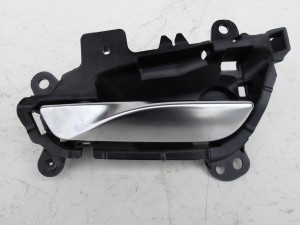KLAMKA WEWNĘTRZNA LEWA PRZÓD PRZEDNIA 7240411 BMW F20 F21 F-VAT