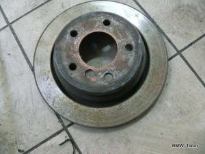 TARCZE HAMULCOWE TYŁ TYLNE BMW E39