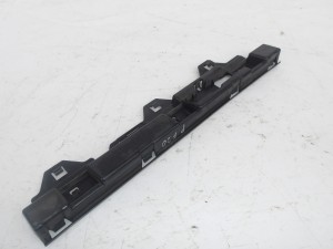 ŚLIZG MOCOWANIE LISTWY PROGOWEJ PRAWEJ 7240916 BMW F20 F21 F-VAT