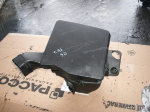 OBUDOWA FILTRA POWIETRZA BMW E46 330 3.0