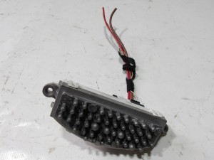 REZYSTOR PRZEKAŹNIK DMUCHAWY NAGRZEWNICY 9276112 BMW F20 F21 F30 F31 F-VAT