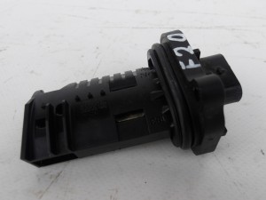 PRZEPŁYWOMIERZ POWIETRZA BMW F20 F21 F30 F31 N13 1.6 TURBO 7602038 F-VAT