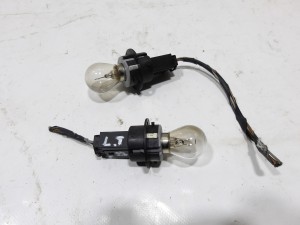 OPRAWKA KOSTKA ŻARÓWKI LAMPY TYŁ BMW E82 E88 F-VAT