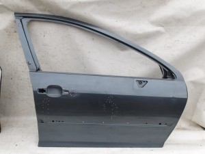 DRZWI PRAWE PRZÓD PRZEDNIE PEUGEOT 407 EZWD  9  F-VAT
