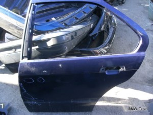 DRZWI TYŁ LEWE SEDAN F-VAT BMW E36 MONTREALBLAU