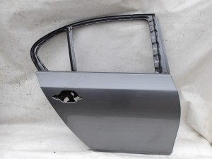 DRZWI PRAWE TYŁ TYLNE BMW E60 SPACEGRAU W405 F-VAT