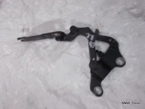 ZAWIAS MASKI PRZÓD PRAWY E90 E92 E93 F-VAT