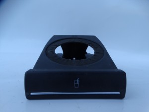 UCHWYT NA KUBEK CUPHOLDER  AUDI A3 8P F-VAT