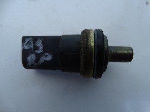 CZUJNIK TEMPERATURY WODY AUDI A3 8P VW GOLF V SKODA SEAT F-VAT