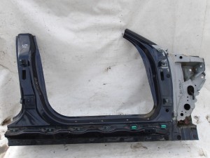 PRÓG PRAWY SŁUPEK A BMW E60  E61 F-VAT