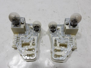 WKŁAD LAMPY TYŁ TYLNY LEWY PRAWY OPRAWKA BMW E90 LCI LIFT F-VAT