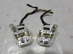 WKŁAD LAMPY W KLAPE KOSTKA WTYCZKA BMW E90 LCI LIFT F-VAT
