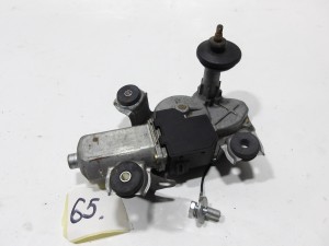 SILNICZEK WYCIERACZKI TYŁ TYLNEJ TOYOTA AVENSIS T25 HB 85130-05090 65 F-VAT