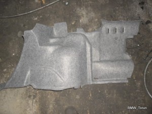 TAPICERKA BOCZEK BAGAŻNIKA PRAWY BMW E36 COUPE