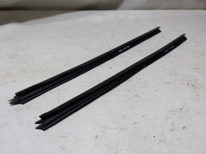 LISTWA ZGARNIAJĄCA WEWNĘTRZNA PRZÓD PRZEDNIA LEWA PRAWA BMW E60 E61 F-VAT