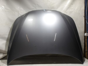 MASKA POKRYWA SILNIKA BMW E60 E61 SILBERGRAU 1 LAKIER 120 F-VAT
