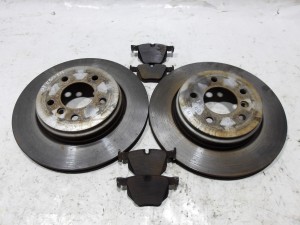 TARCZE HAMULCOWE TYŁ TYLNE 320mm + KLOCKI BMW E60 E61 F-VAT