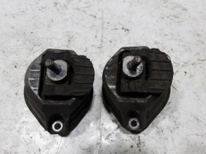 PODUSZKA SILNIKA 6761090 6761089 BMW E60 E61 F-VAT