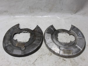 TARCZA KOTWICZNA OSŁONA TARCZY TYŁ TYLNA BMW E60 E61 2.2 2.5 3.0 F-VAT