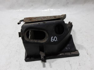 OBUDOWA OSŁONA FILTRA POWIETRZA 058133843 VW PASSAT B5 F-VAT
