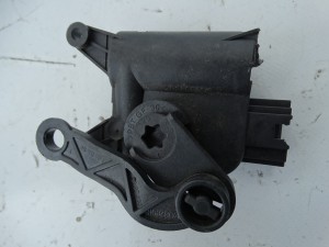 SILNICZEK NAGRZEWNICY 0132801341 AUDI A3 8P VW GOLF V SKODA SEAT F-VAT