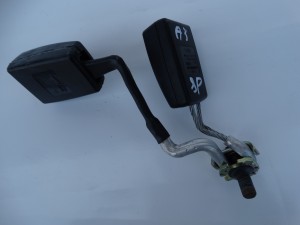 ZAPINKA ZAPINKI PASA TYŁ TYLNA AUDI A3 8P F-VAT