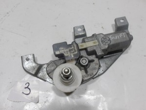 SILNICZEK WYCIERACZKI TYŁ TYLNEJ SUZUKI SWIFT MK6 F-VAT