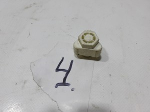NAKRĘTKA ŚRUBA LAMPY 24424603 OPEL ASTRA H ZAFIRA B MERIVA A CORSA D F-VAT