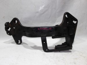 ŁAPA WSPORNIK SKRZYNI BIEGÓW 6762275 BMW X5 E53 F-VAT