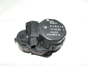 SILNICZEK NAGRZEWNICY BMW X5 E53 E39 6935442 F-VAT