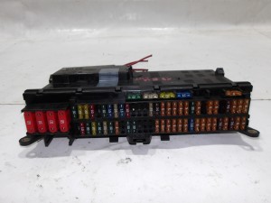 SKRZYNKA BEZPIECZNIKÓW 8380407 BMW X5 E53 F-VAT