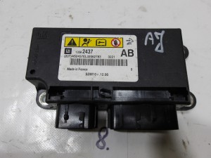 MODUŁ SENSOR PODUSZEK AIRBAG 13582437 OPEL ASTRA J MERIVA B F-VAT