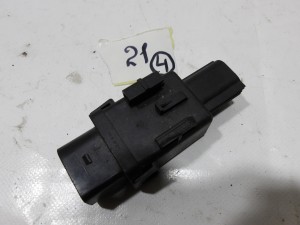 CZUJNIK STEROWNIK POMPY VACUM WAKUM 008572-02 OPEL MERIVA B ASTRA J INSIGNIA A F-VAT